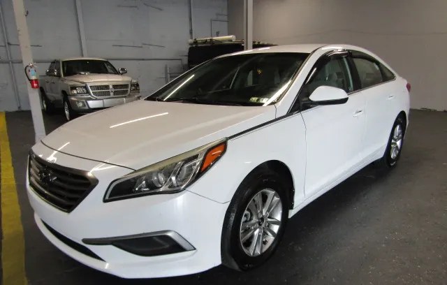 2017 HYUNDAI SONATA SE - 1