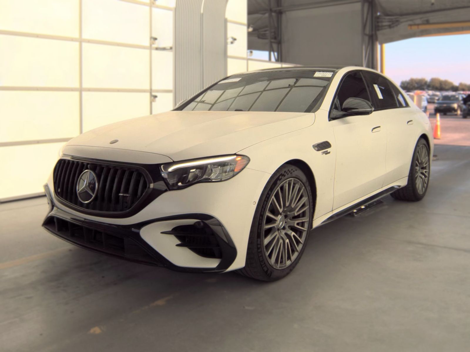 2026 MERCEDES-BENZ E-CLASS HYBRID AMG E 53 - 1