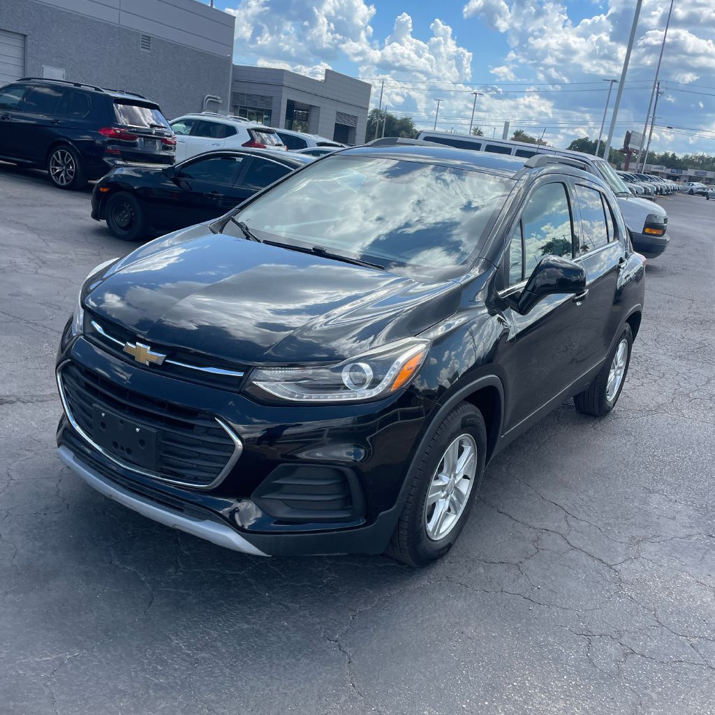 2020 CHEVROLET TRAX LT - 1