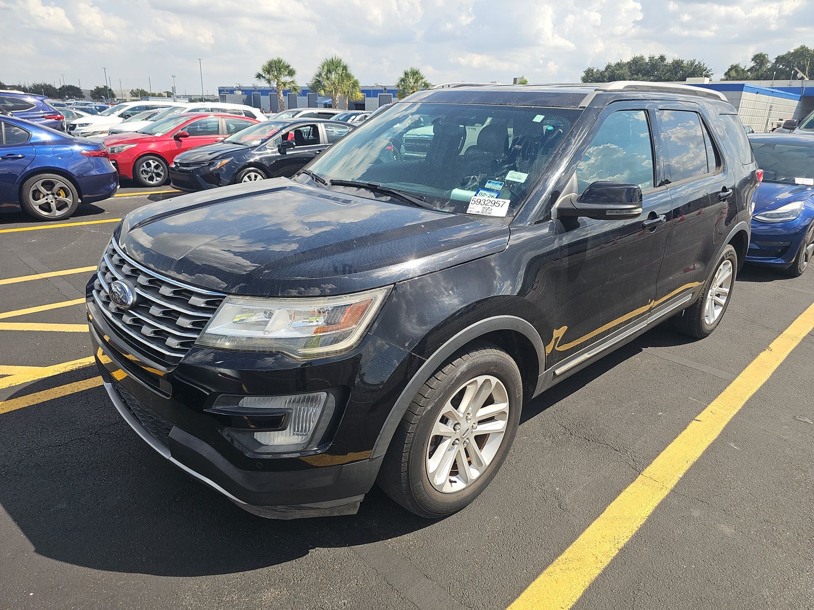 2017 FORD EXPLORER XLT - 1