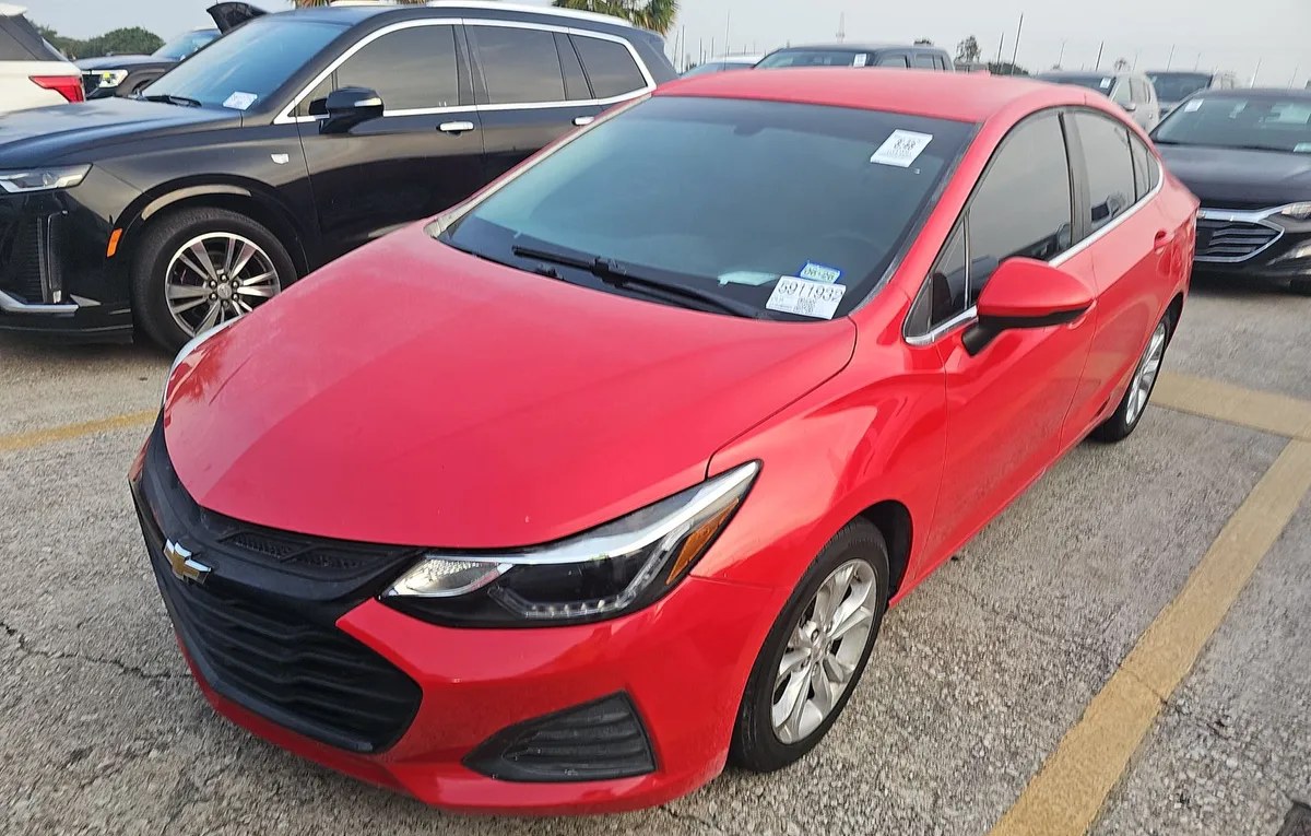 2019 CHEVROLET CRUZE LT - 1