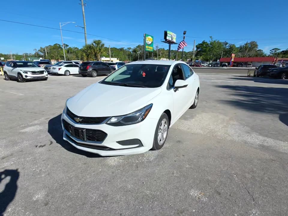 2017 CHEVROLET CRUZE LT - 1