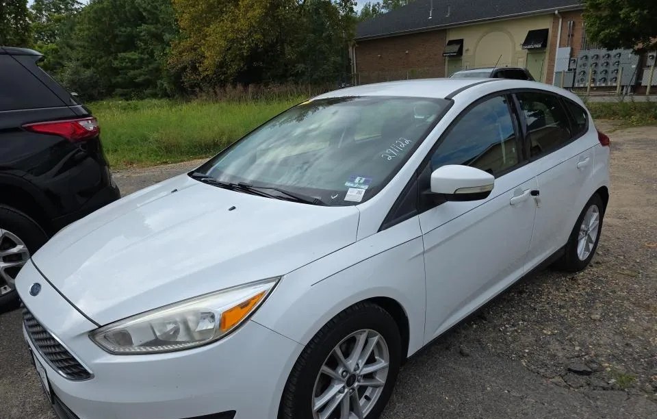 2017 FORD FOCUS SE - 1