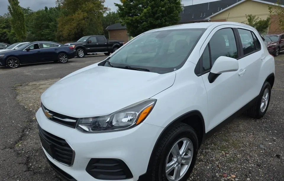 2020 CHEVROLET TRAX LS - 1