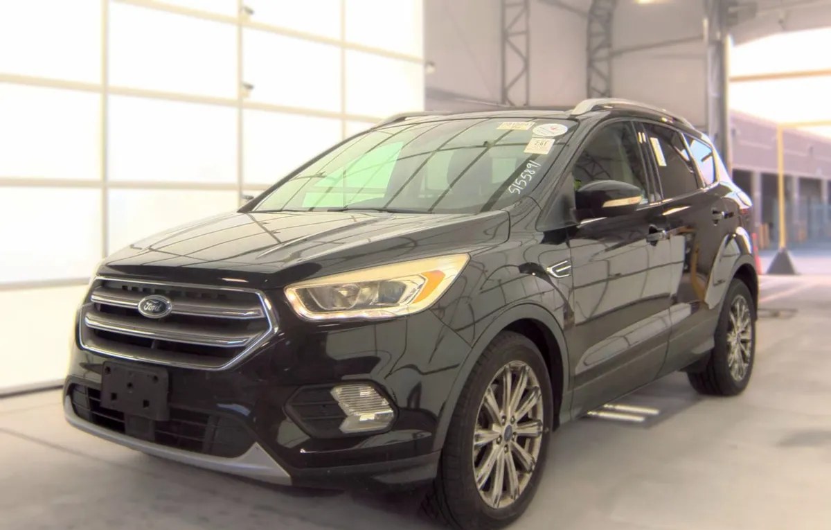 2017 FORD ESCAPE Titanium - 1