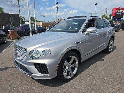 2021 BENTLEY BENTAYGA V8 - 1