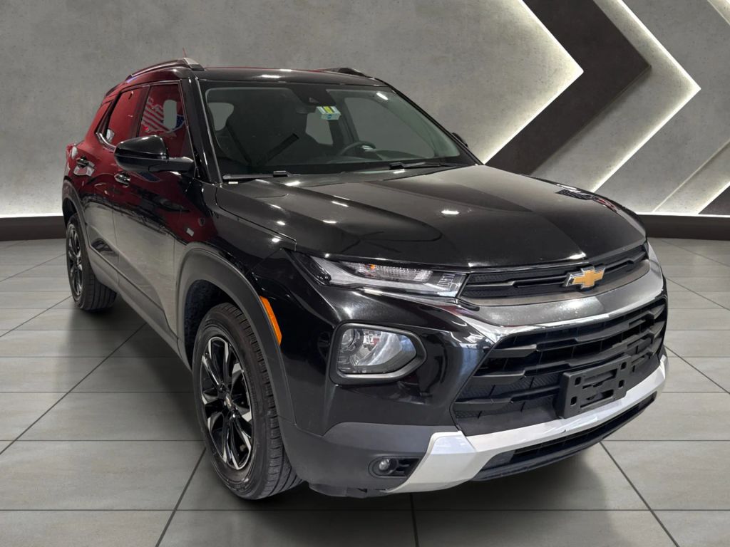 2023 CHEVROLET TRAILBLAZER LT - 1