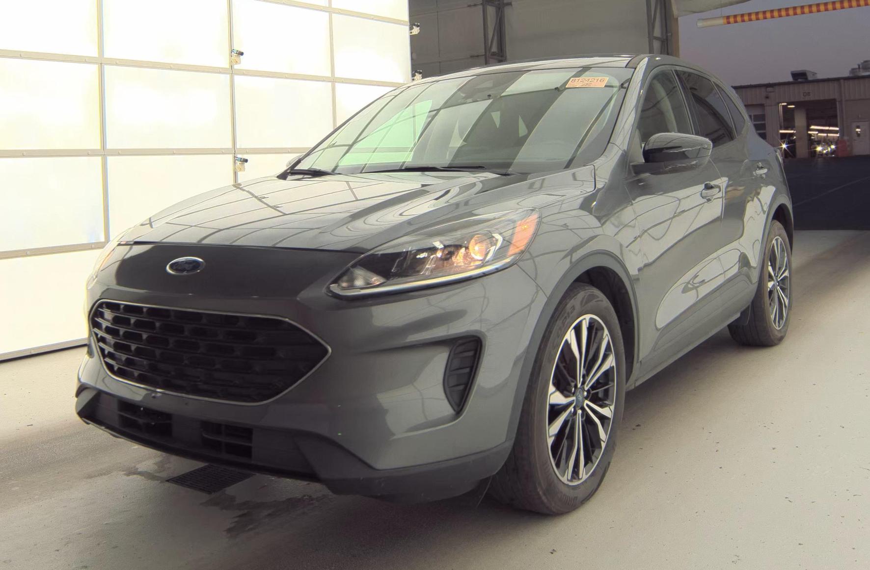 2021 FORD ESCAPE SE - 1