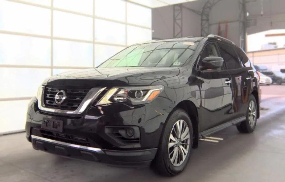 2019 NISSAN PATHFINDER S - 1