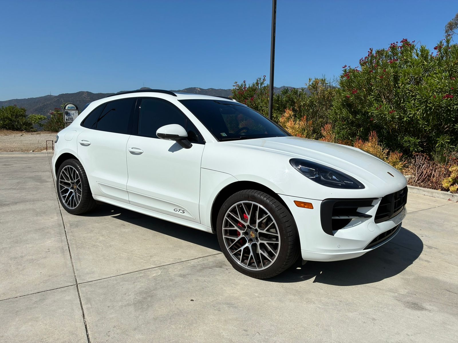 2021 PORSCHE MACAN GTS - 1