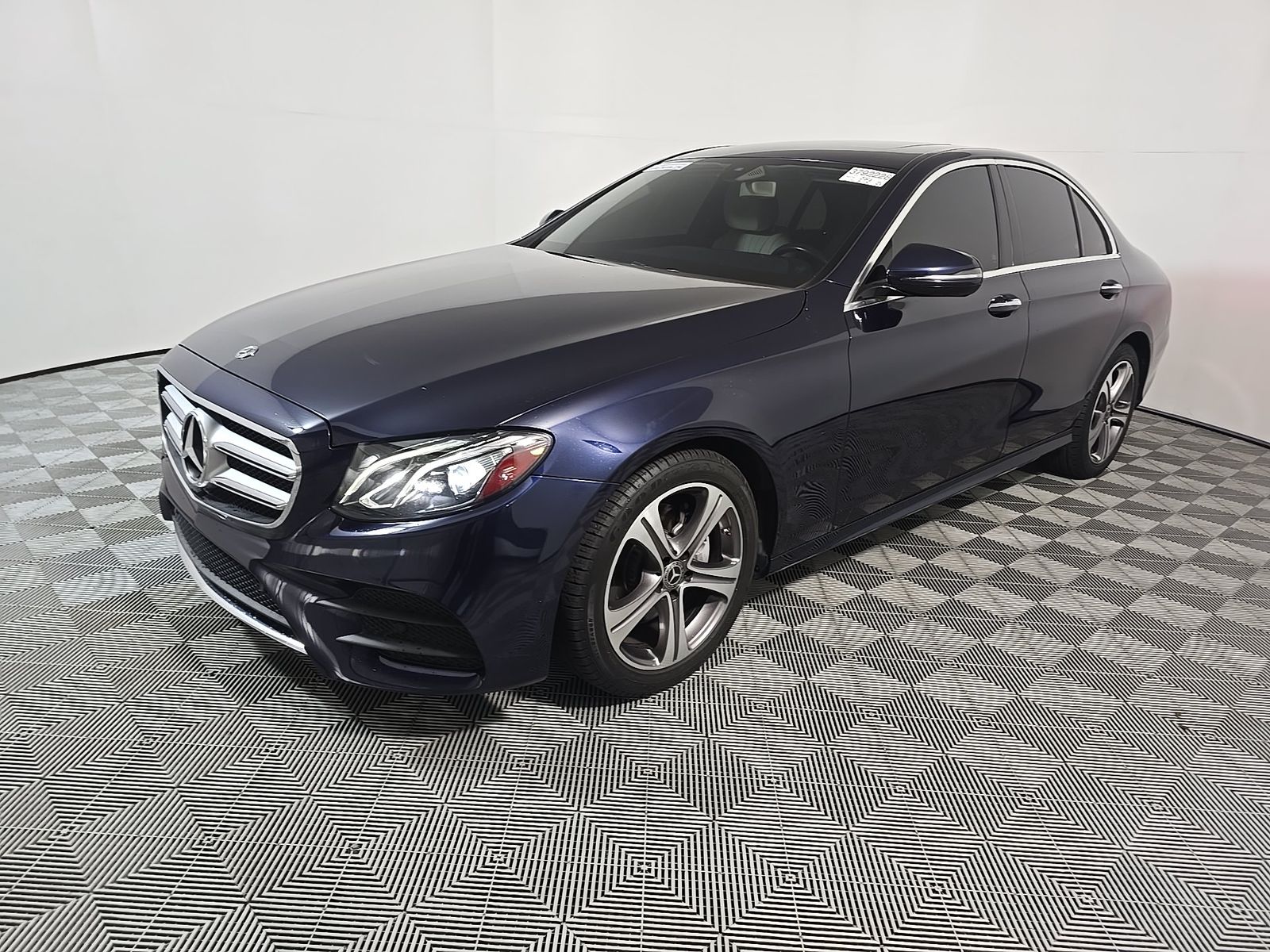 2019 MERCEDES-BENZ E-CLASS E 300 - 1