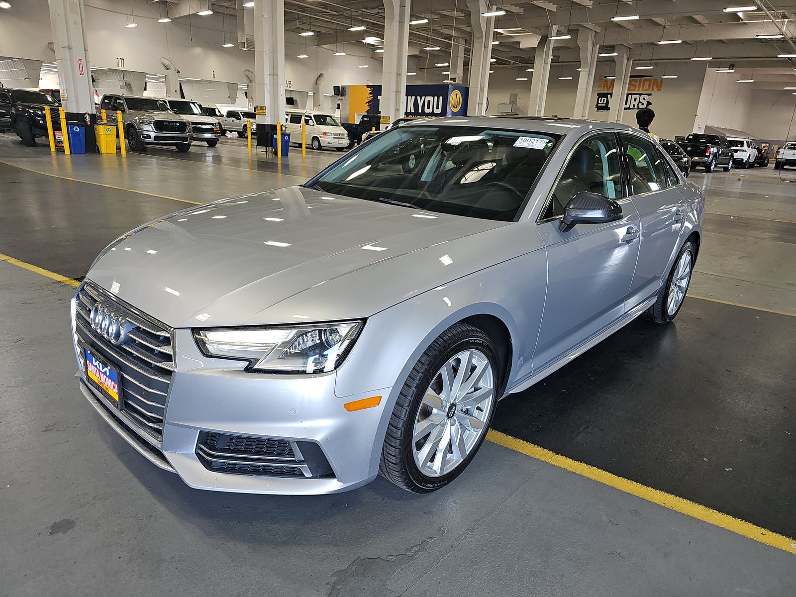 2018 AUDI A4 Komfort - 1