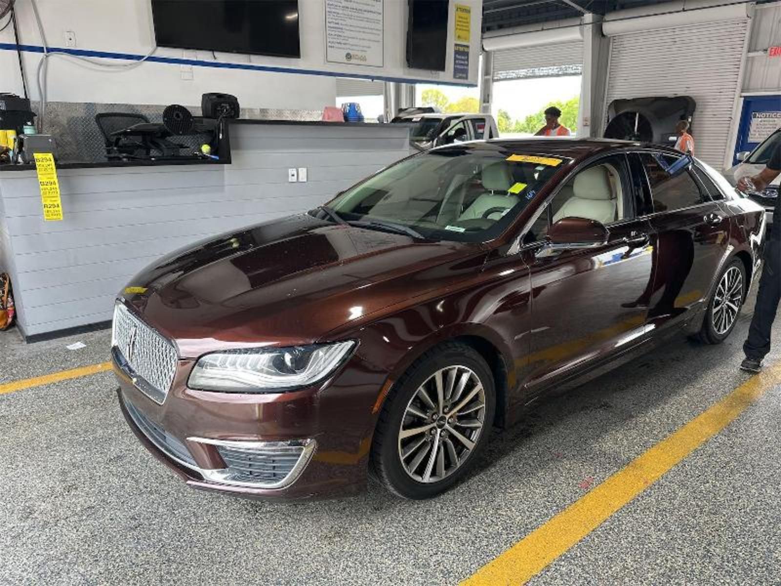 2019 LINCOLN MKZ Standard - 1