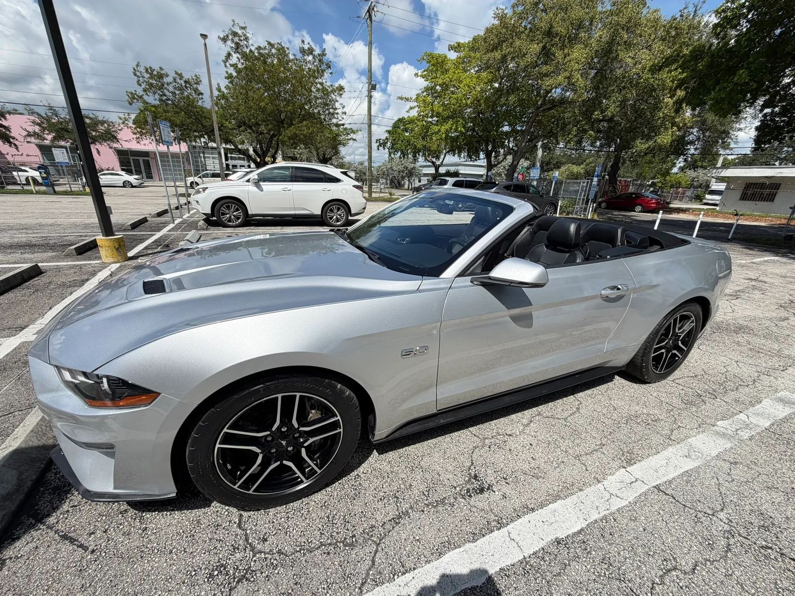 2018 FORD MUSTANG GT Premium - 1