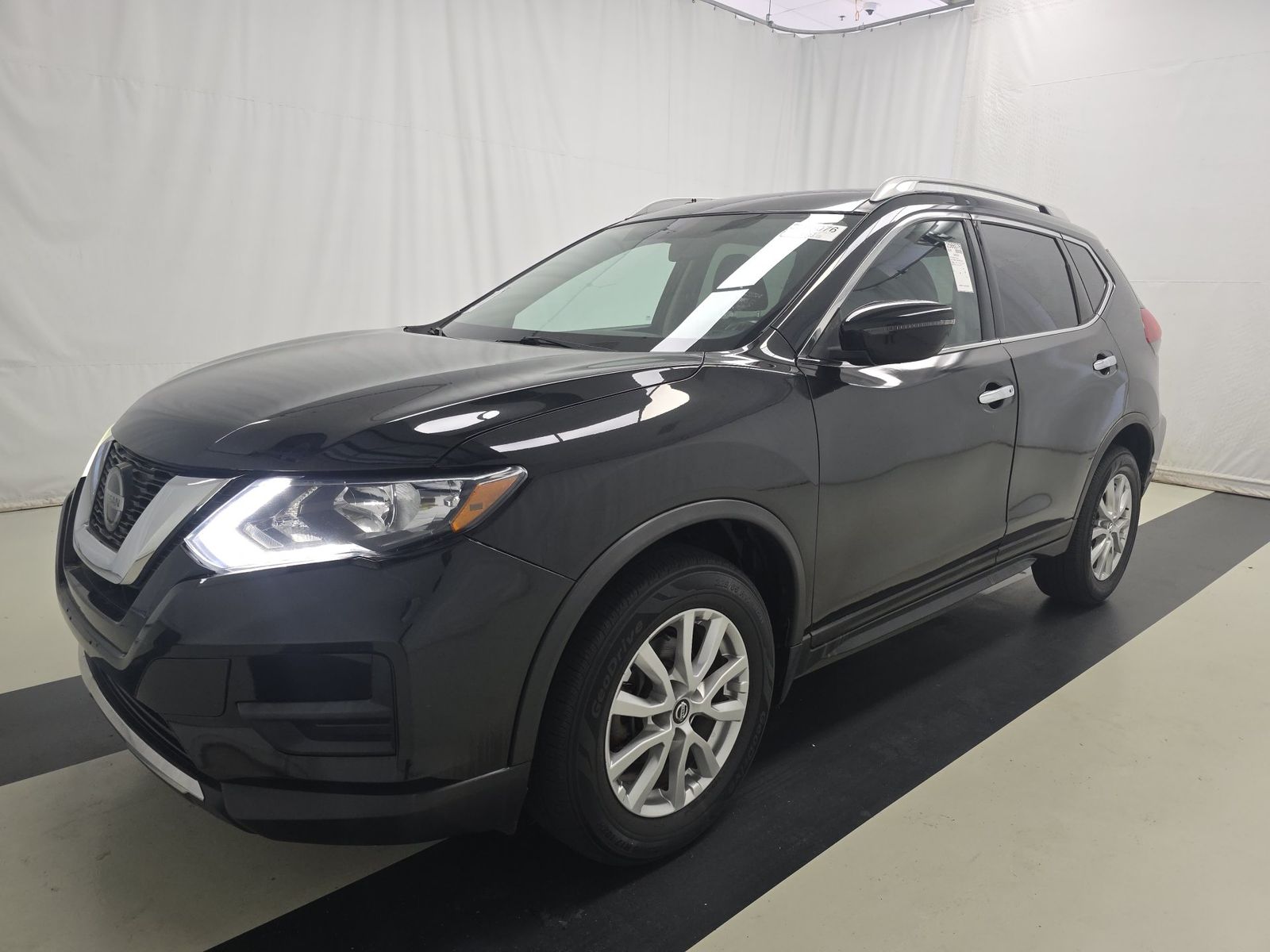 2018 NISSAN ROGUE SV - 1