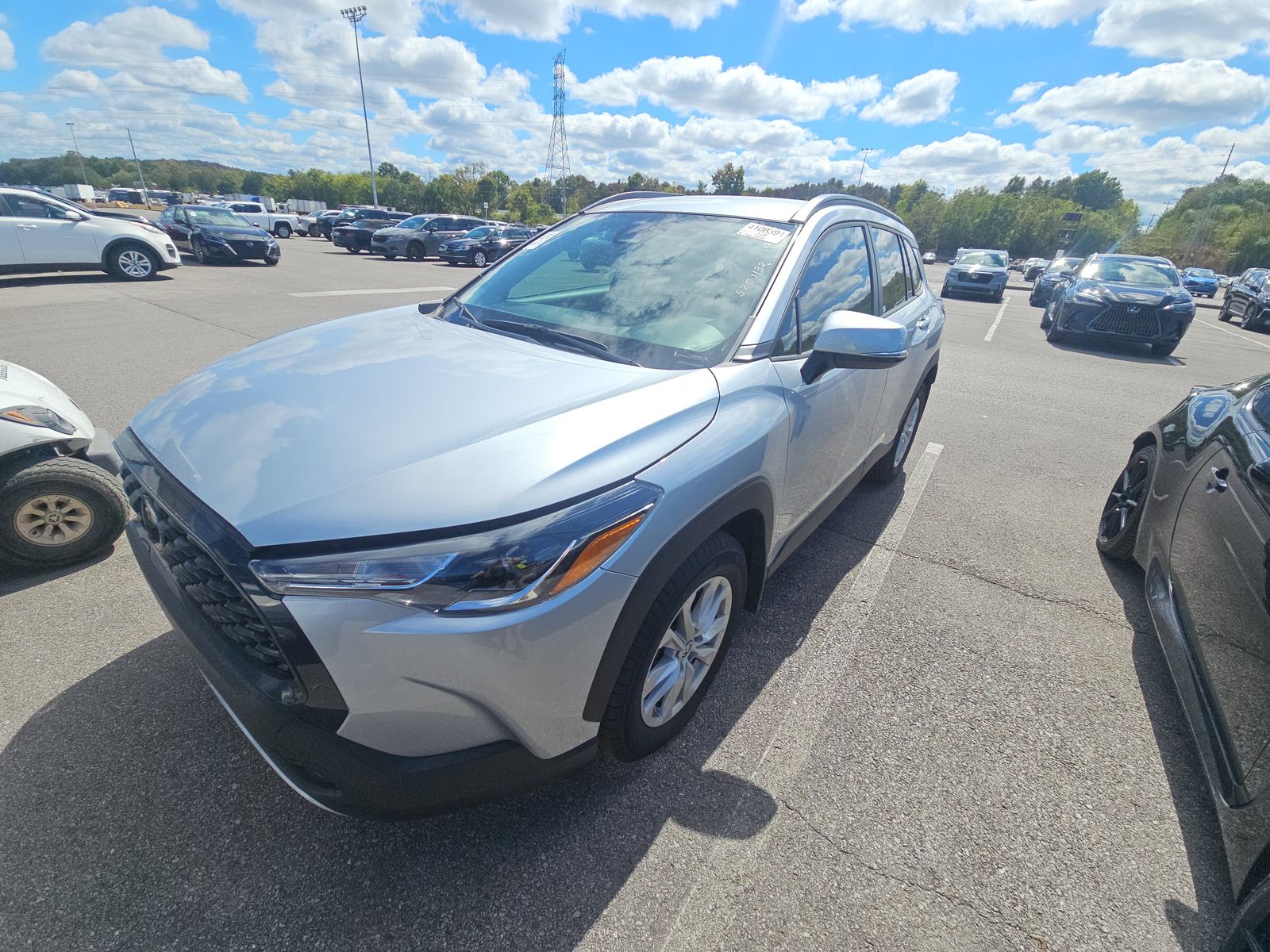 2024 TOYOTA COROLLA CROSS LE - 1