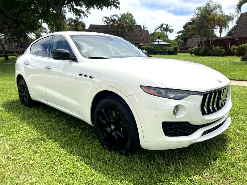 2020 MASERATI LEVANTE S - 1