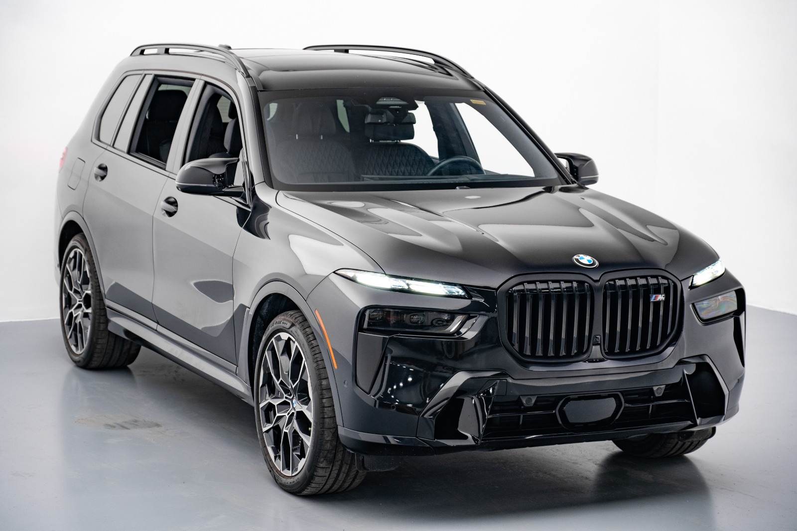 2025 BMW X7 M60i - 1