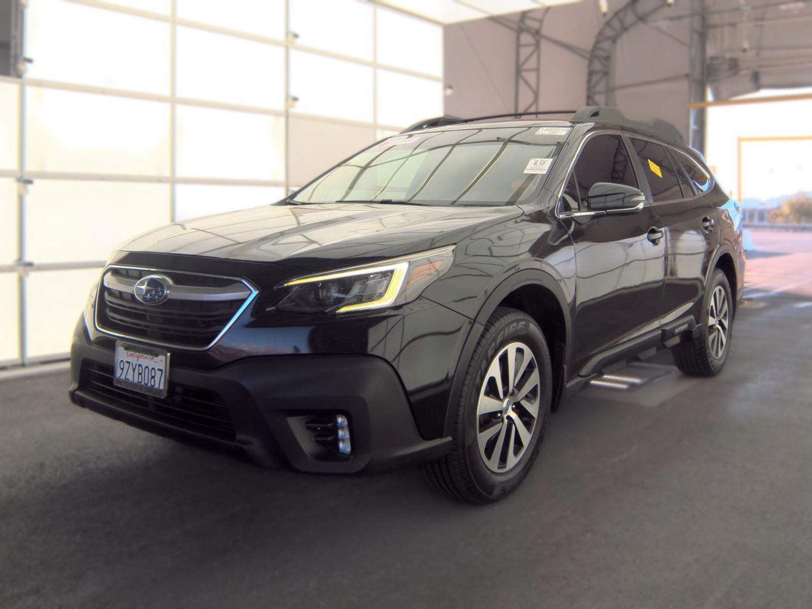 2021 SUBARU OUTBACK Premium - 1
