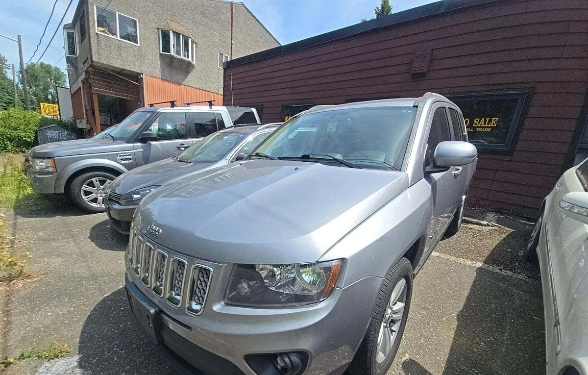 2017 JEEP COMPASS Latitude - 1