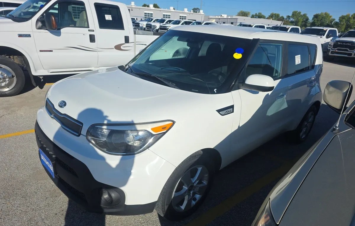 2019 KIA SOUL Base - 1