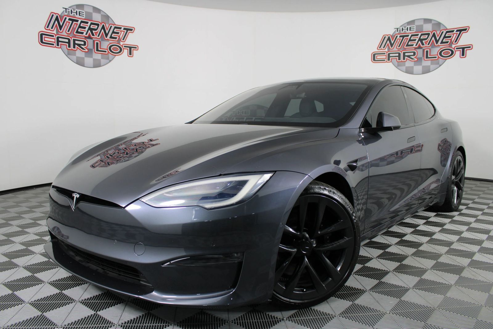 2021 TESLA MODEL S Plaid - 1