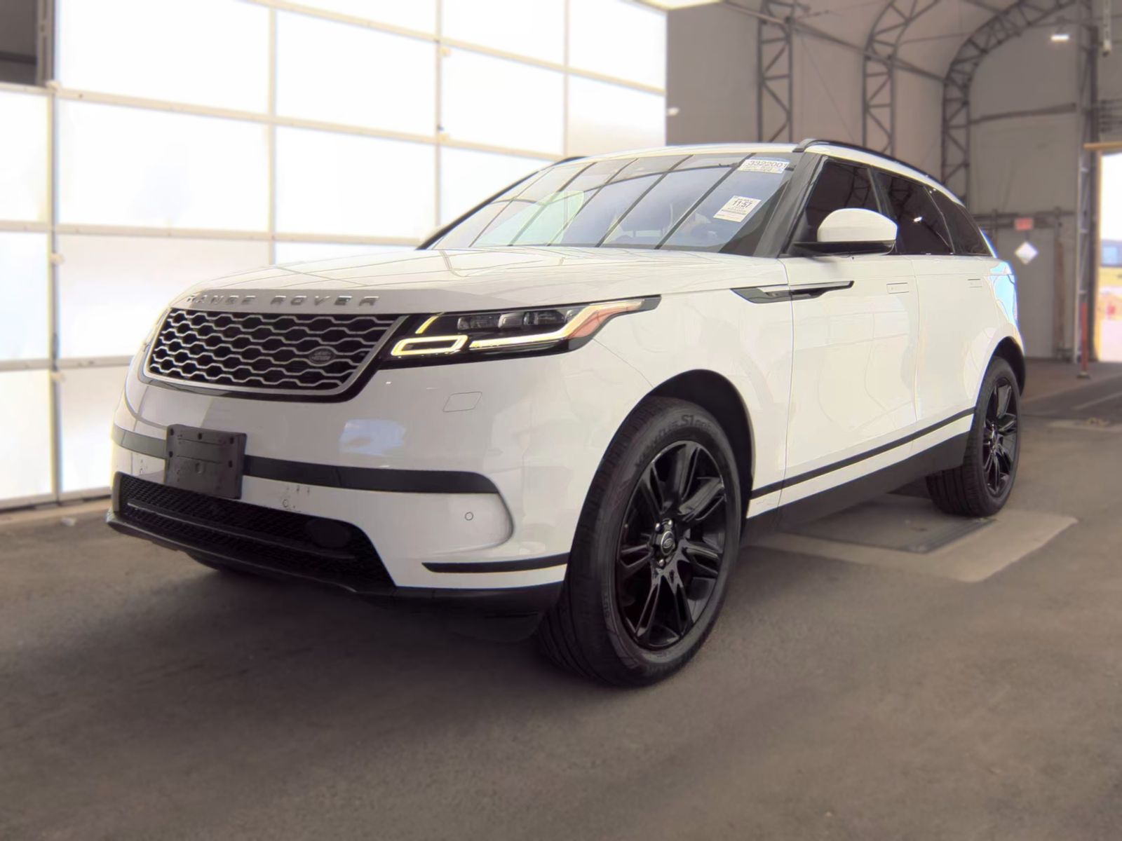 2019 LAND ROVER RANGE ROVER VELAR S - 1