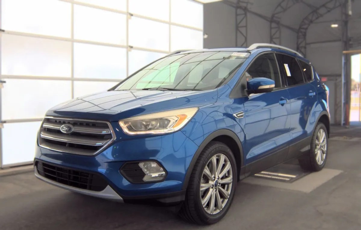 2017 FORD ESCAPE Titanium - 1