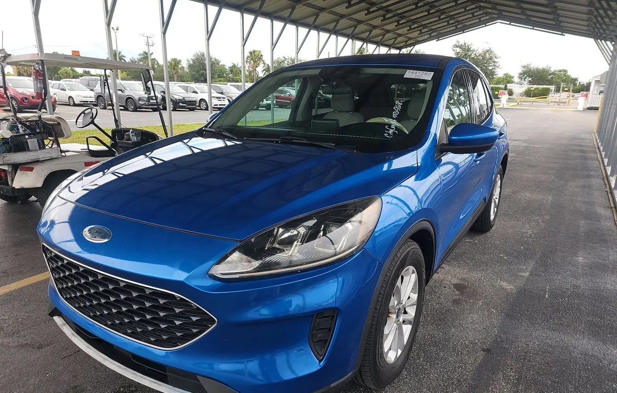 2020 FORD ESCAPE SE - 1
