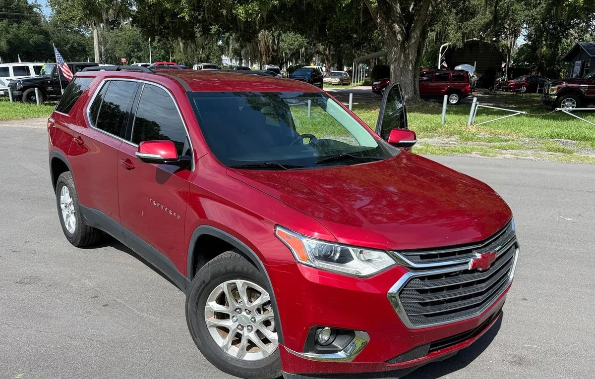 2019 CHEVROLET TRAVERSE LT - 1