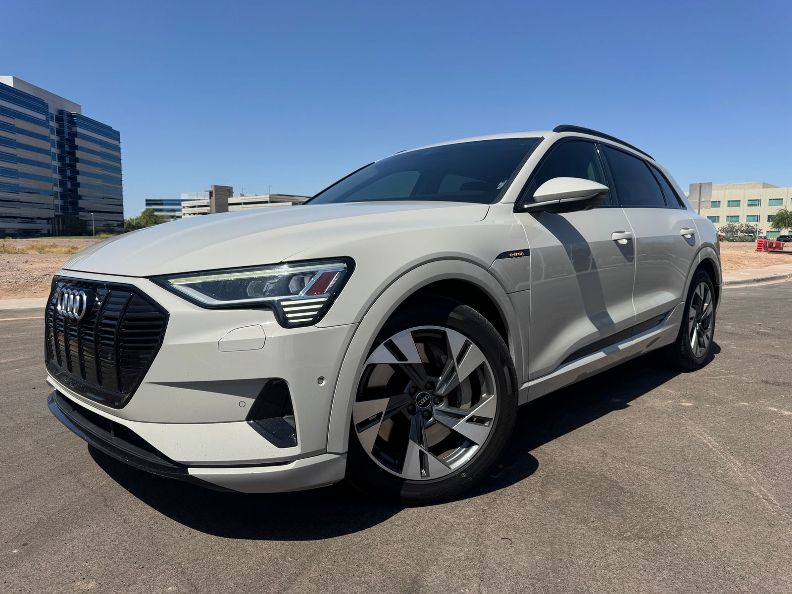 2021 AUDI E-TRON Premium - 1