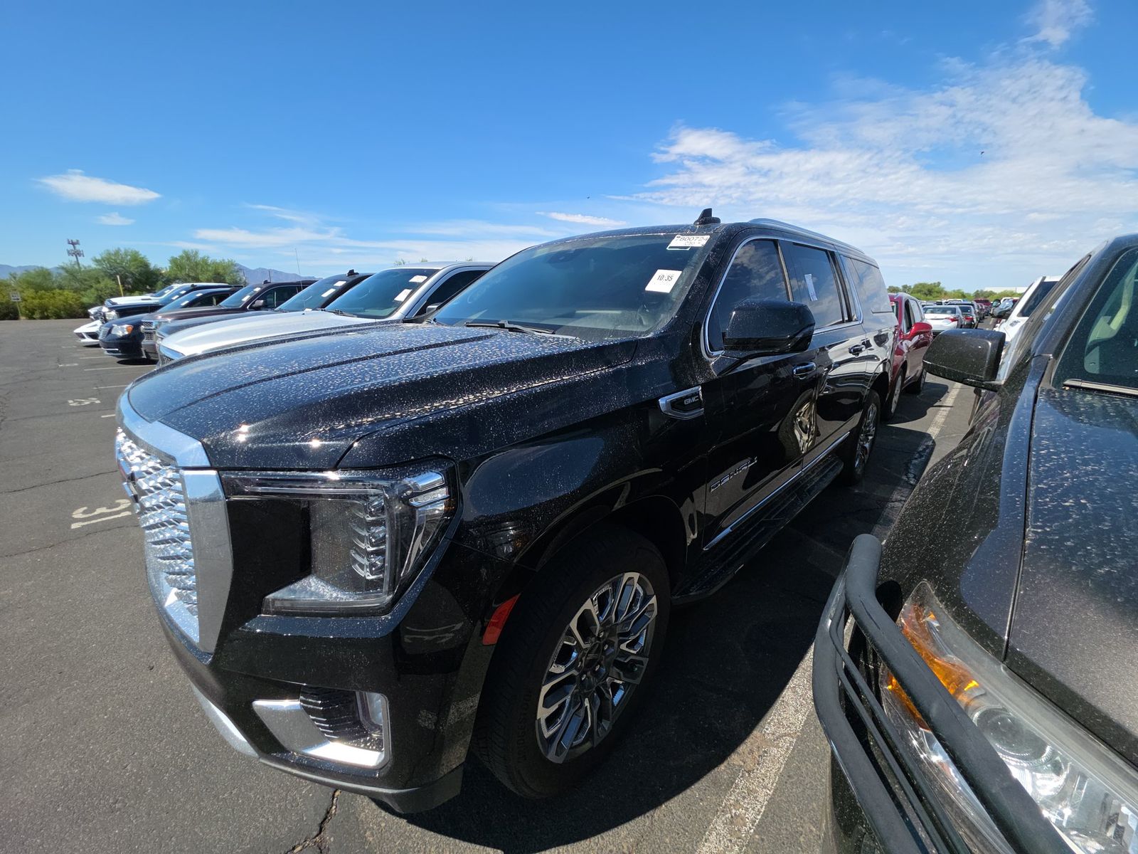 2023 GMC YUKON XL Denali - 1