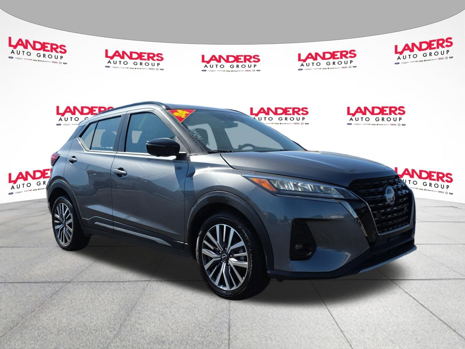 2024 NISSAN KICKS SR - 1