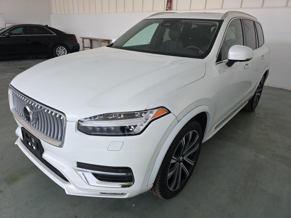 2023 VOLVO XC90 B6 Plus - 1