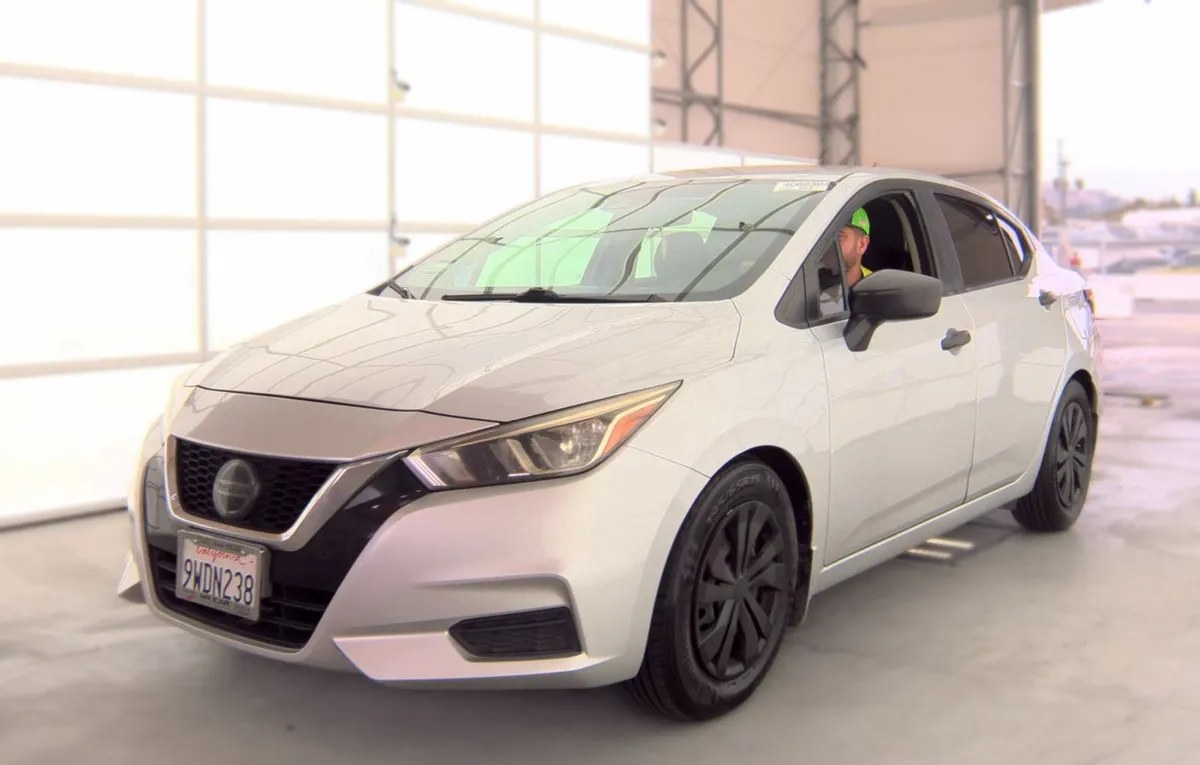 2020 NISSAN VERSA S - 1