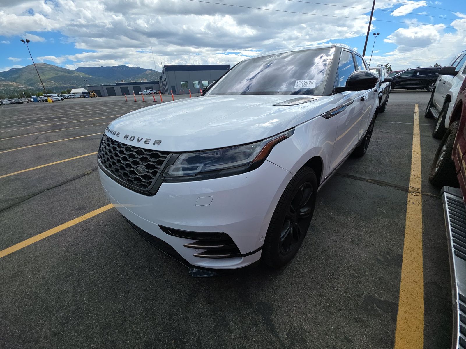 2019 LAND ROVER RANGE ROVER VELAR R-DYNAMIC SE - 1