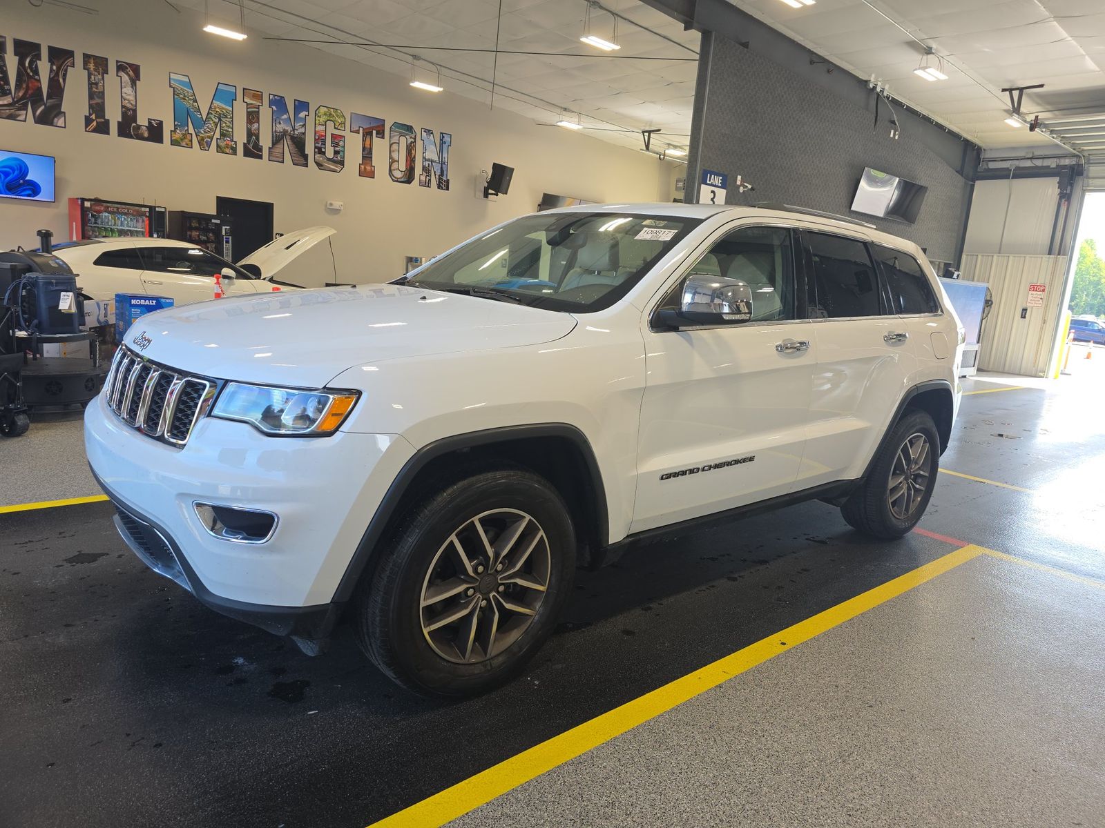 2020 JEEP GRAND CHEROKEE Limited - 1