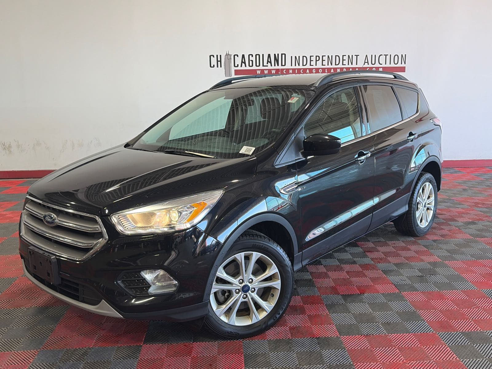 2017 FORD ESCAPE SE - 1