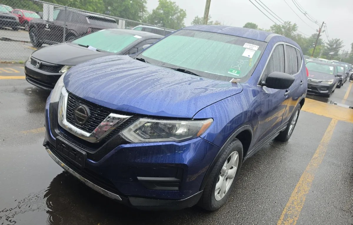 2018 NISSAN ROGUE S - 1