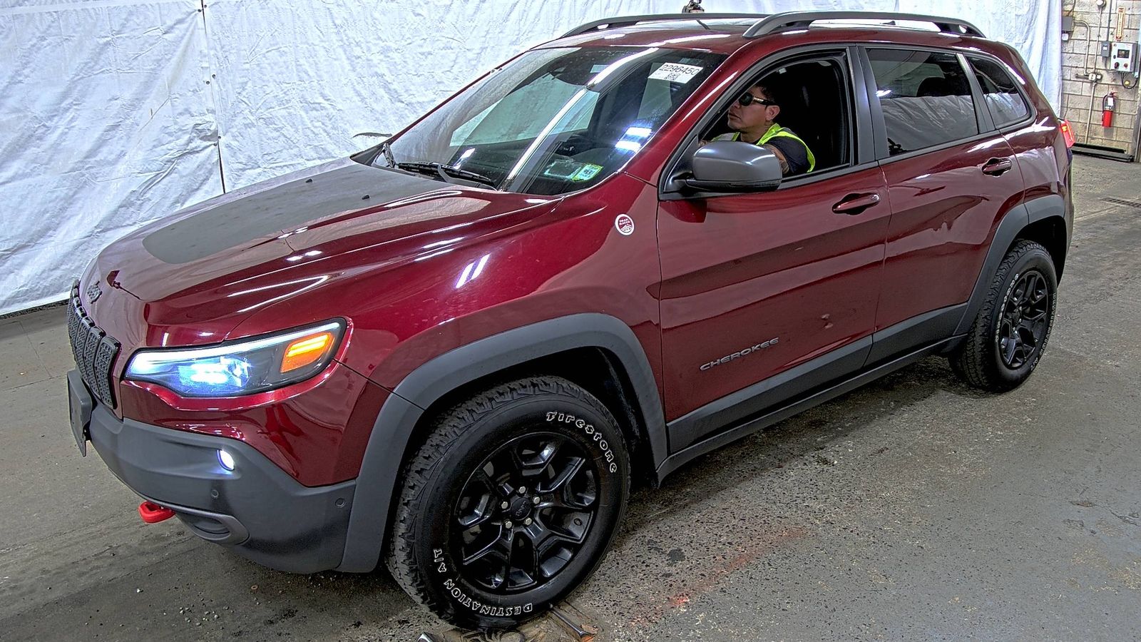 2019 JEEP CHEROKEE TRAILHAWK ELITE Edition - 1