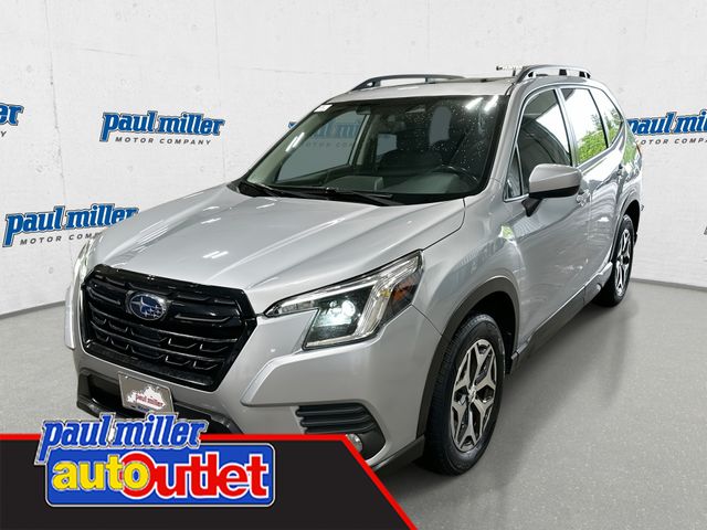 2023 SUBARU FORESTER Premium - 1