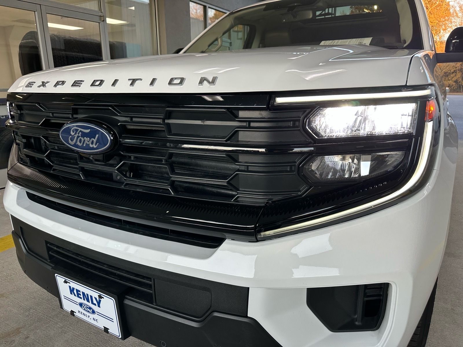 2025 FORD EXPEDITION Active - 1