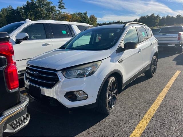 2017 FORD ESCAPE SE - 1