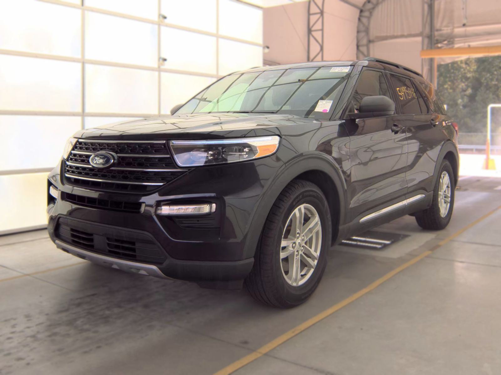 2021 FORD EXPLORER XLT - 1
