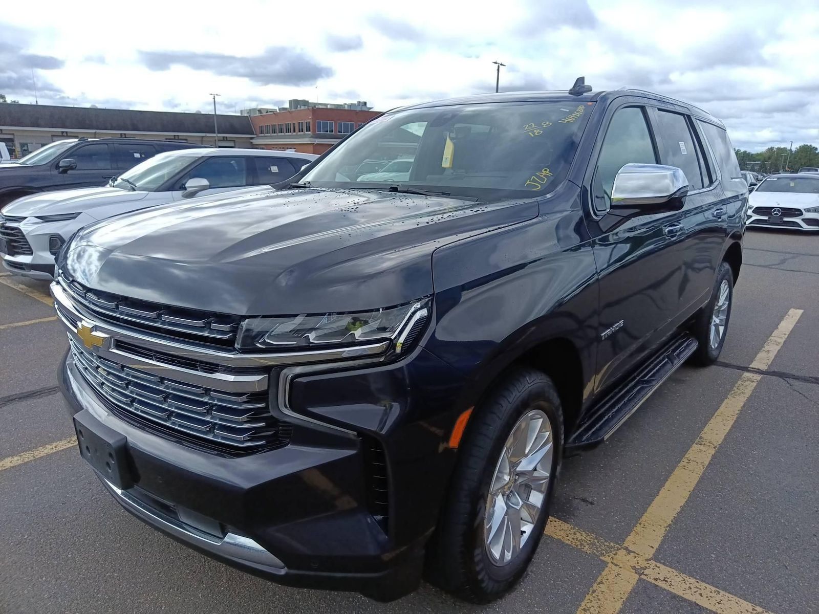 2022 CHEVROLET TAHOE Premier - 1