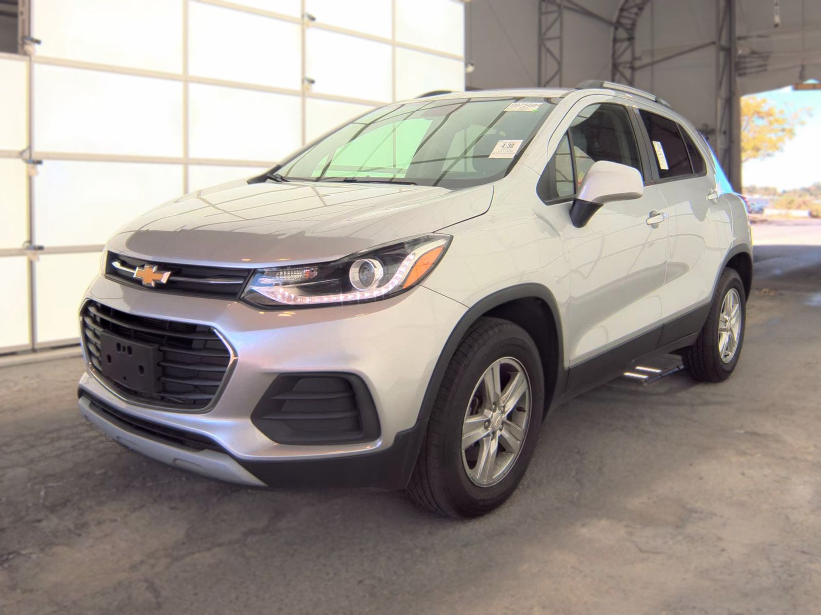 2022 CHEVROLET TRAX LT - 1