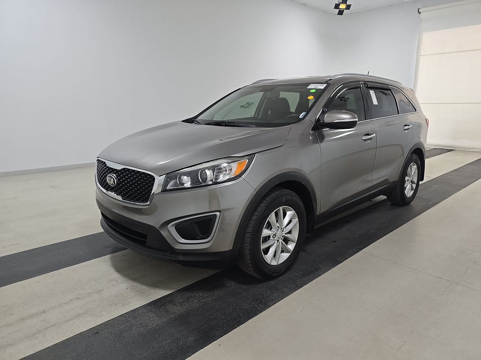 2017 KIA SORENTO LX - 1