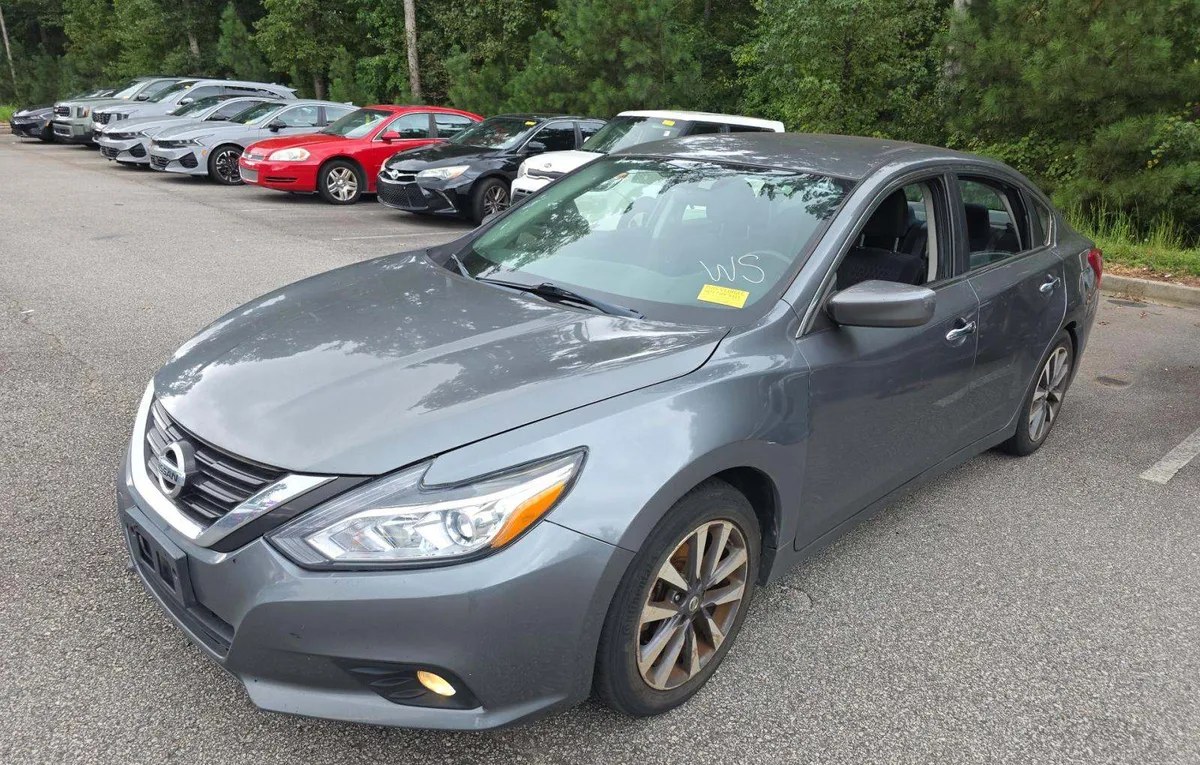 2017 NISSAN ALTIMA 2.5 SV - 1