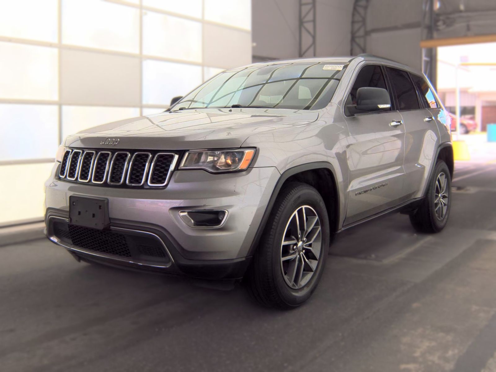 2017 JEEP GRAND CHEROKEE Limited - 1