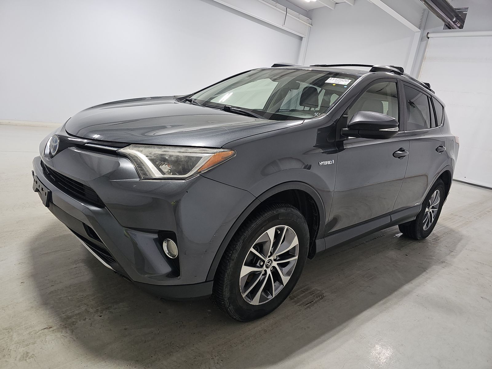 2017 TOYOTA RAV4 HYBRID XLE - 1